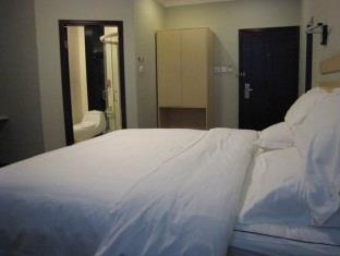 Fairyland Hotel Xiaodong Street 쿤밍 외부 사진